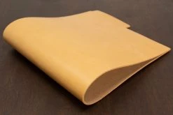 Conceria La Perla Azzurra Vacchetta, Natural Leather