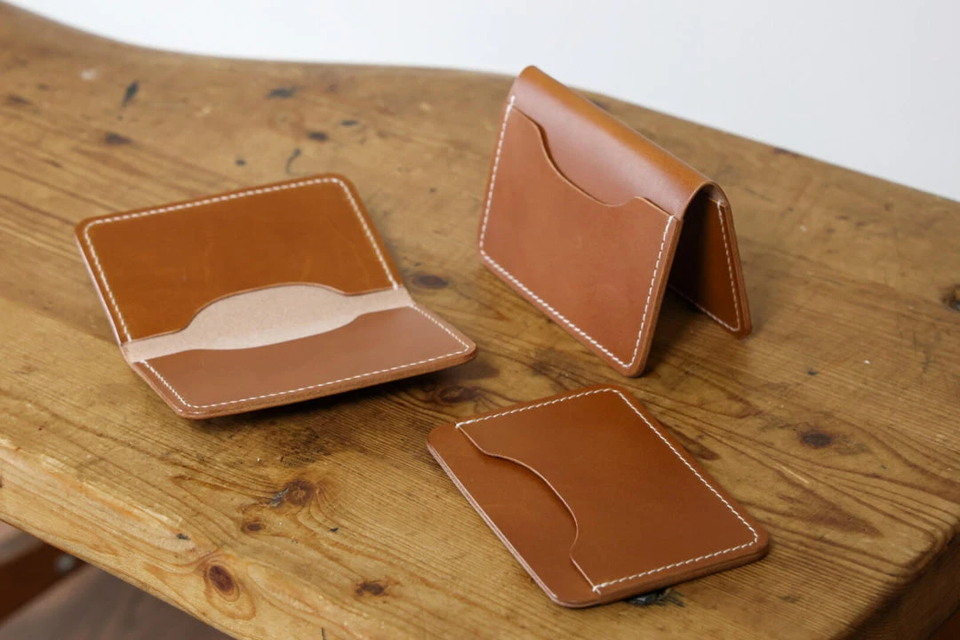 District Leather Supply Digital Pattern: Three Basic Card Wallets Patterns District Leather Supply Digital Pattern: Three Basic Card Wallets Patterns