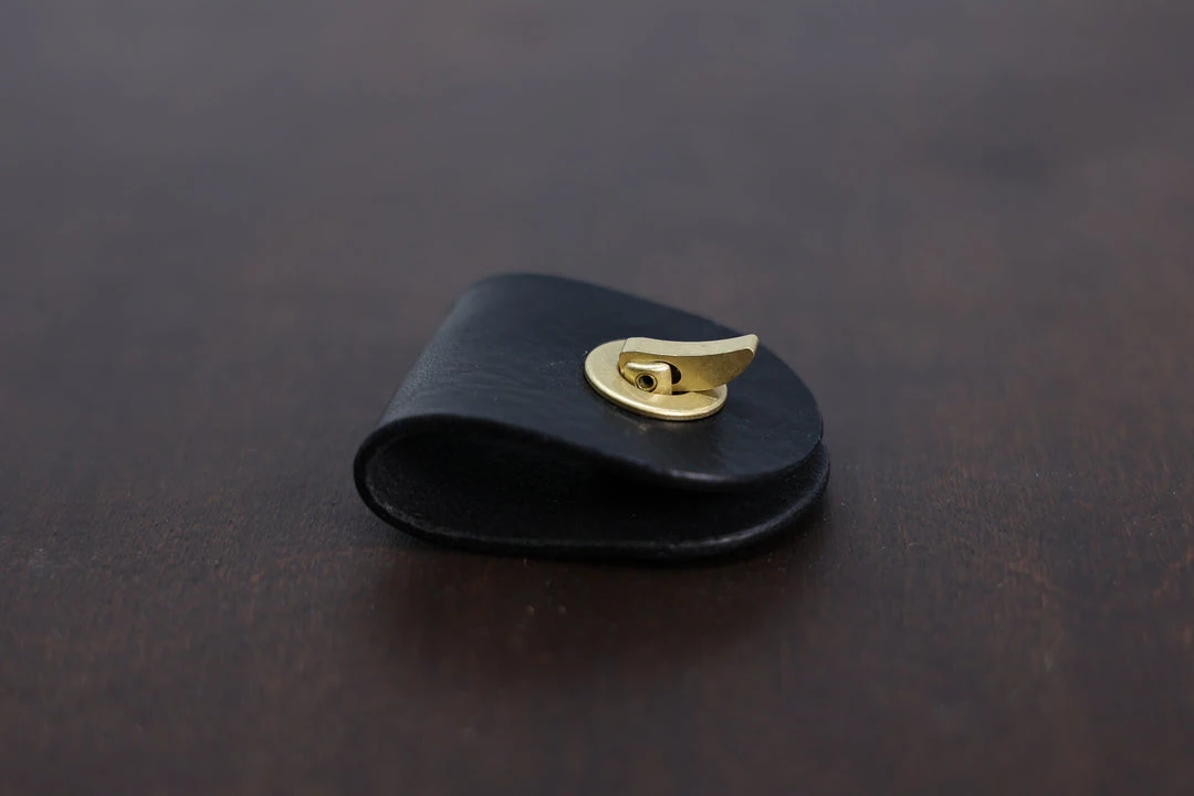 District Leather Supply Japanese Brass - Finger Lock Clasp Best Sellers 5 District Leather Supply Japanese Brass - Finger Lock Clasp Best Sellers