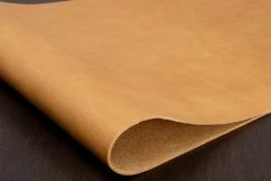 Leather Conceria La Bretagna Tuscania, Natural