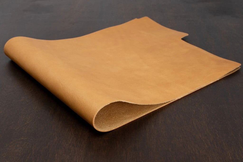 Leather Conceria La Bretagna Tuscania, Natural